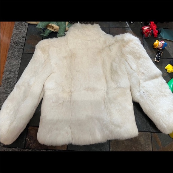 White rabbit fur jacket - Picture 3 of 7